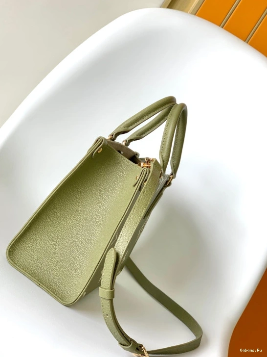 PM ONTHEGO VUITTON LOUIS 0514